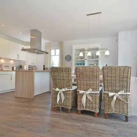 Villa Reethus Am Strand - Haushaelfte 2 Mit Kamin, Sauna *