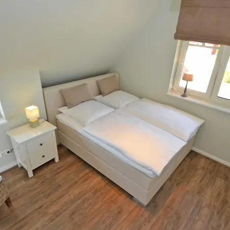 Reethus Am Strand - Haushaelfte 2 Mit Kamin, Sauna Villa Lobbe