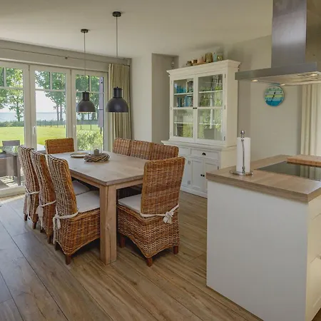 Villa Reethus Am Strand - Haushaelfte 2 Mit Kamin, Sauna *