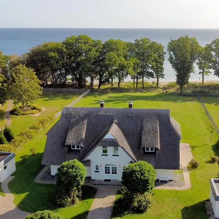 Villa Reethus Am Strand - Haushaelfte 2 Mit Kamin, Sauna