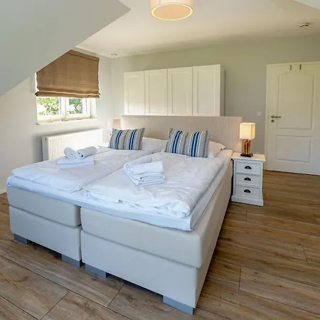 Reethus Am Strand - Haushaelfte 2 Mit Kamin, Sauna Villa *