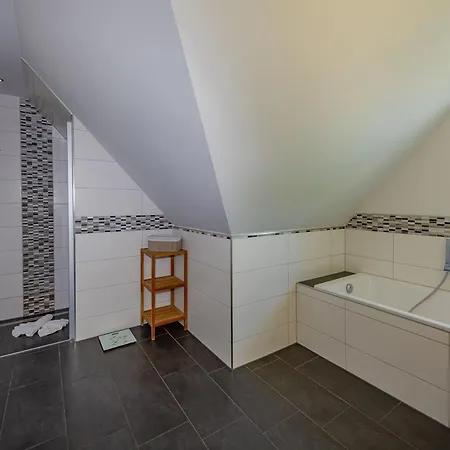 Reethus Am Strand - Haushaelfte 2 Mit Kamin, Sauna Lobbe