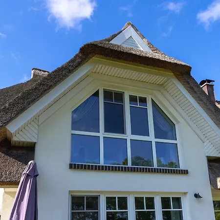 Reethus Am - Haushaelfte 2 Mit Kamin, Sauna *