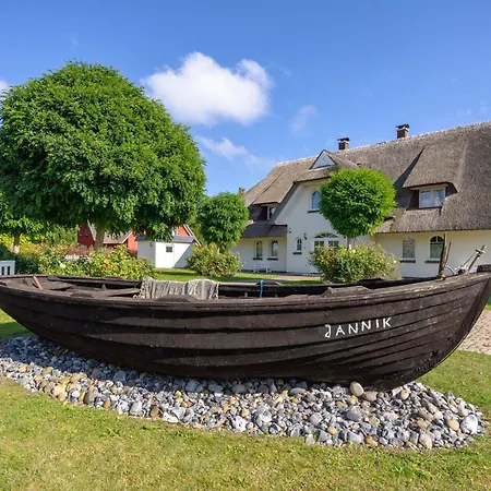 Villa Reethus Am Strand - Haushaelfte 2 Mit Kamin, Sauna *